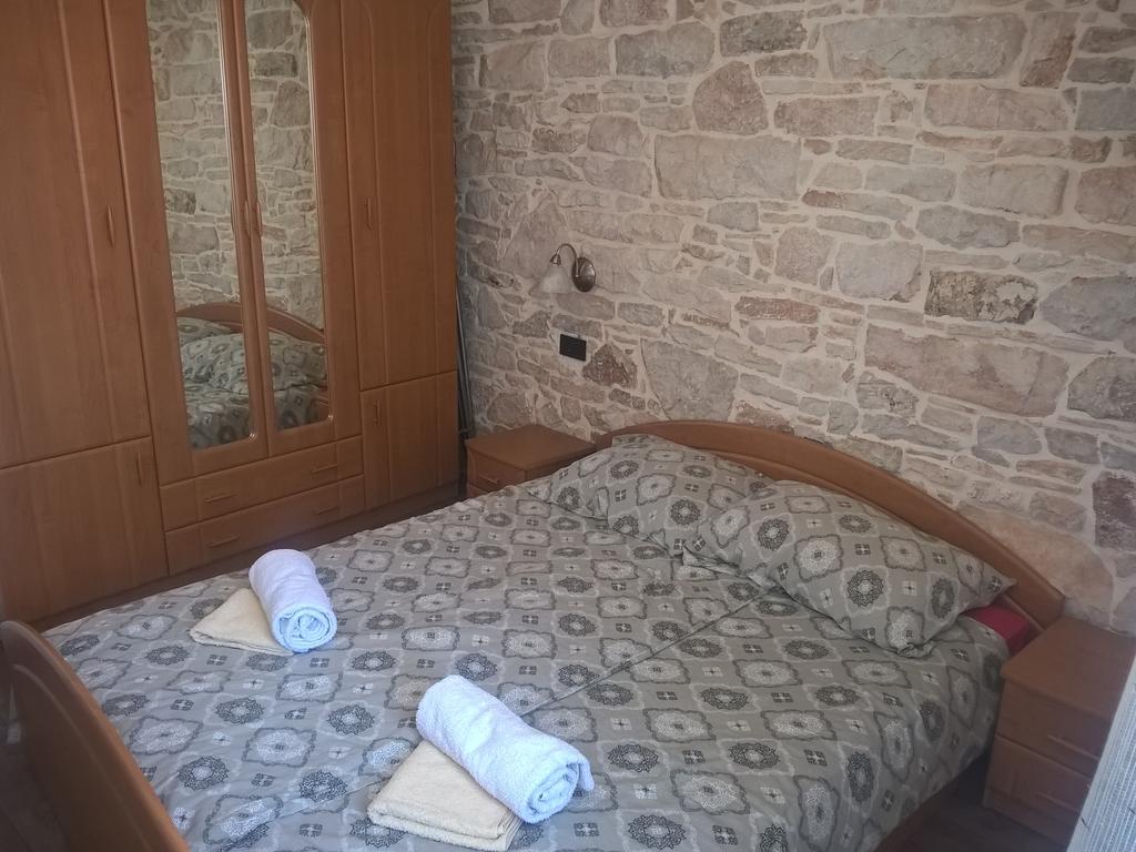 Barbiere Guest House 발 외부 사진